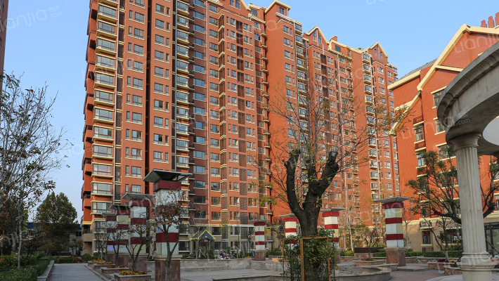 英伦花园外景图