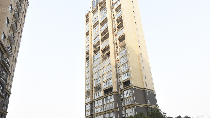 湖畔名居外景图