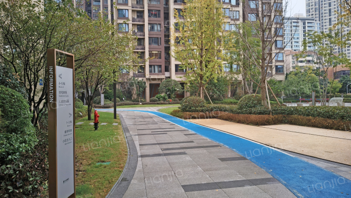 华宇城M8外景图