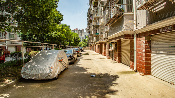 嘉苑小区外景图