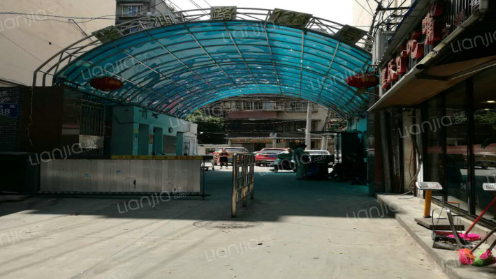 居民大院外景图