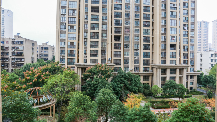 摩卡小镇外景图