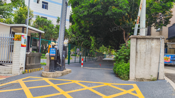 前横路127号 外景图