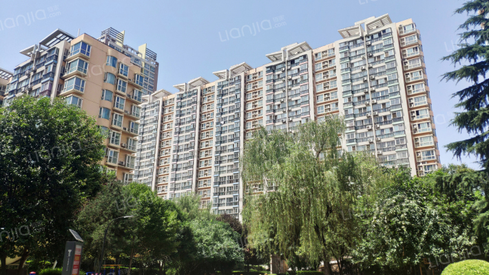 我爱我家外景图