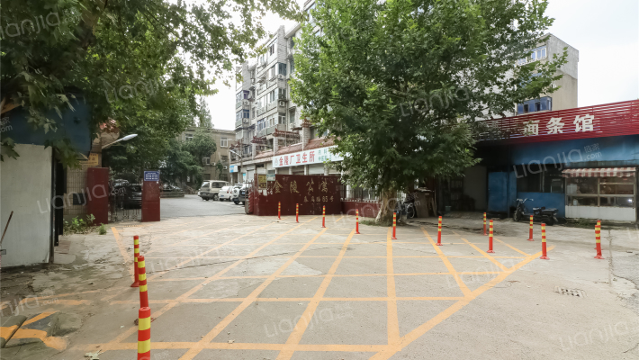 金陵公寓外景图