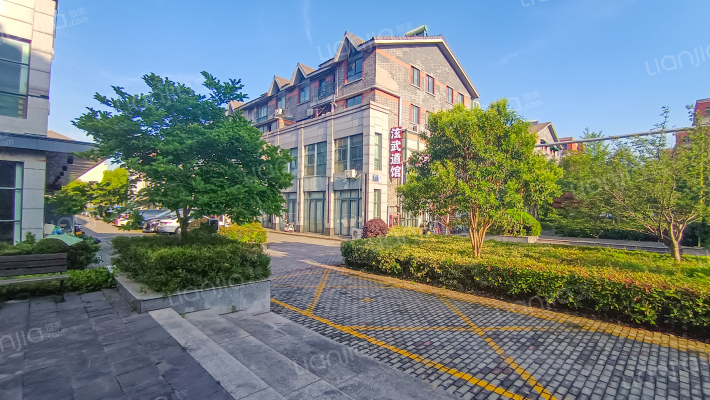 东方现代城外景图