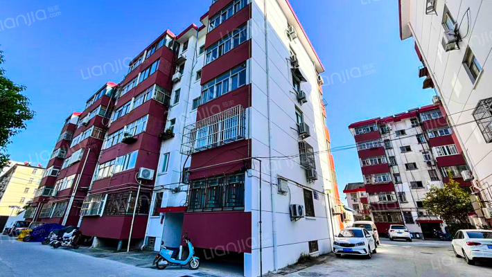 石化厂宿舍外景图