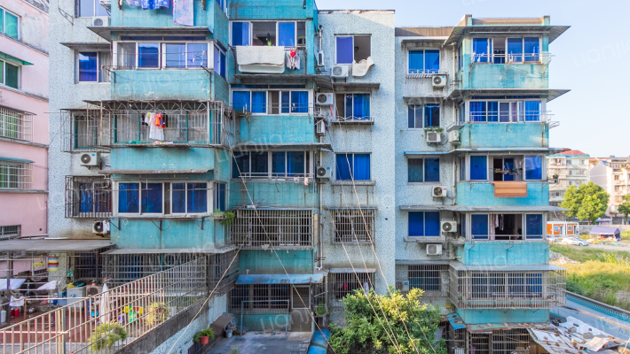 中兴路凤江住商楼外景图