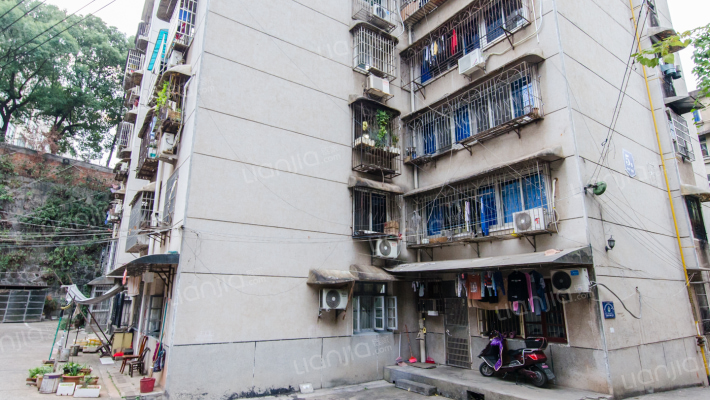 木材厂宿舍外景图