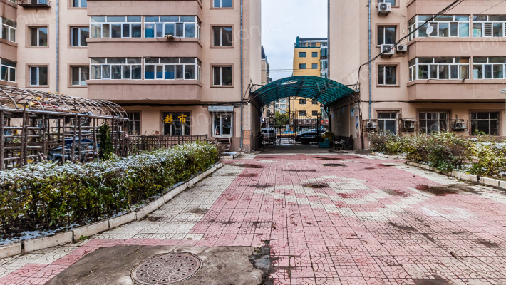 兴建小区和平家园外景图