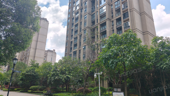 广源华府外景图