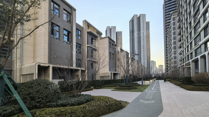 中海天钻外景图