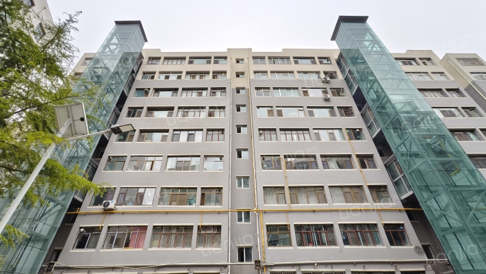 西湖雅筑小区外景图