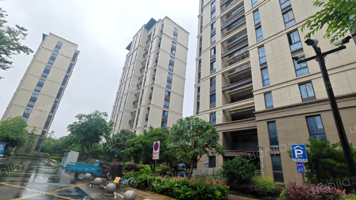 三角丰收湖嘉园二区外景图