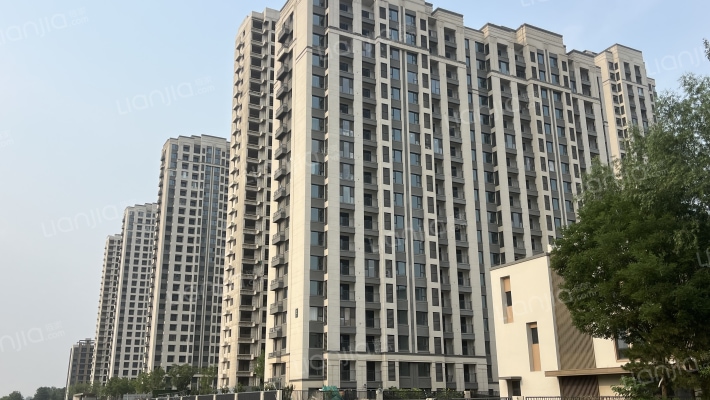 航天首府外景图