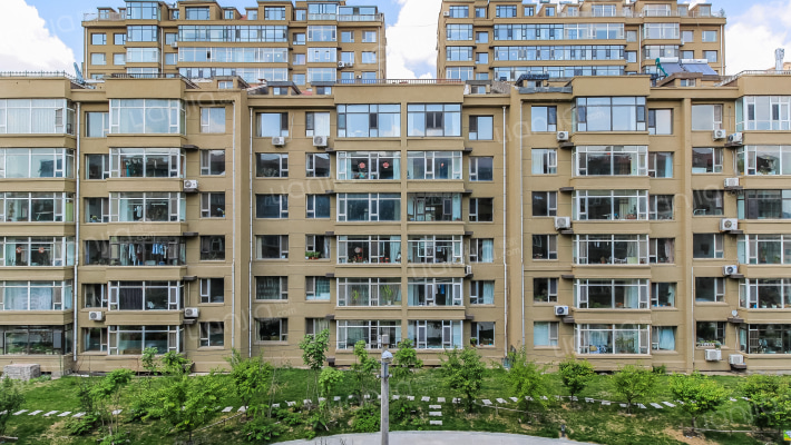 税苑花园外景图