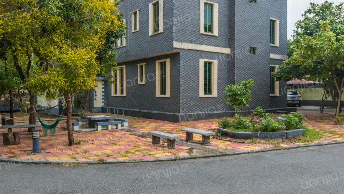 怡丰花园八合院外景图