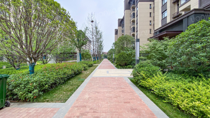 力高宝格丽天悦华府外景图