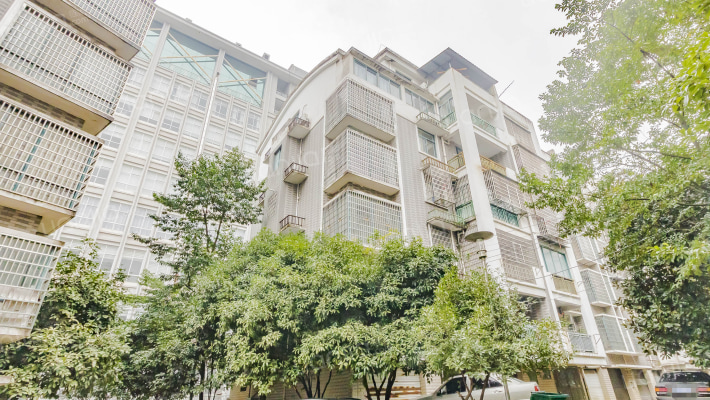 大塘梅苑小区外景图