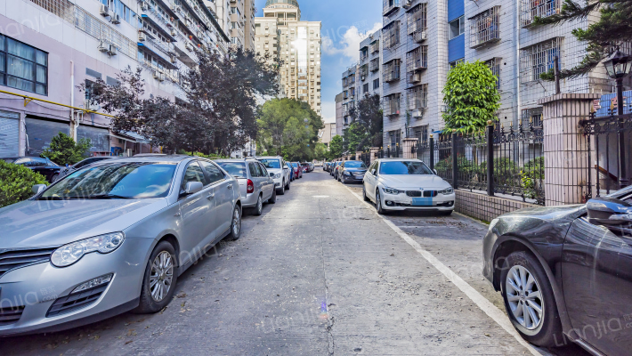 中兴住宅楼外景图
