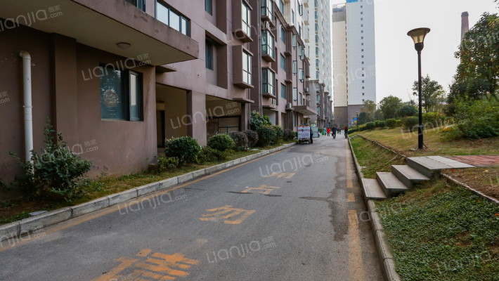 中房汉江鑫城外景图