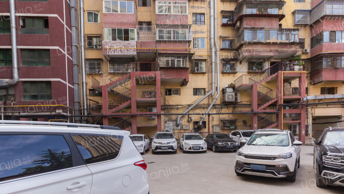 金信小区外景图