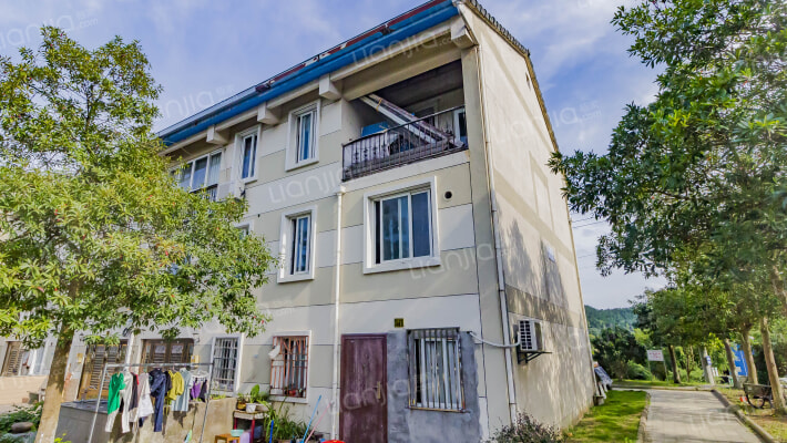 清泉山庄外景图