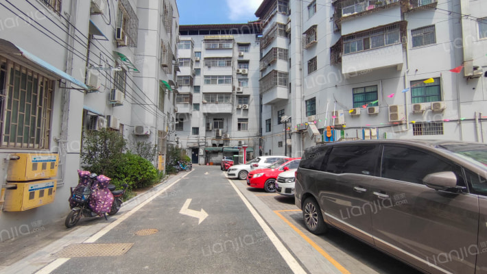 三和花园外景图