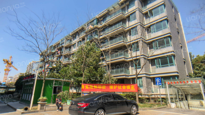 新安芳庭外景图