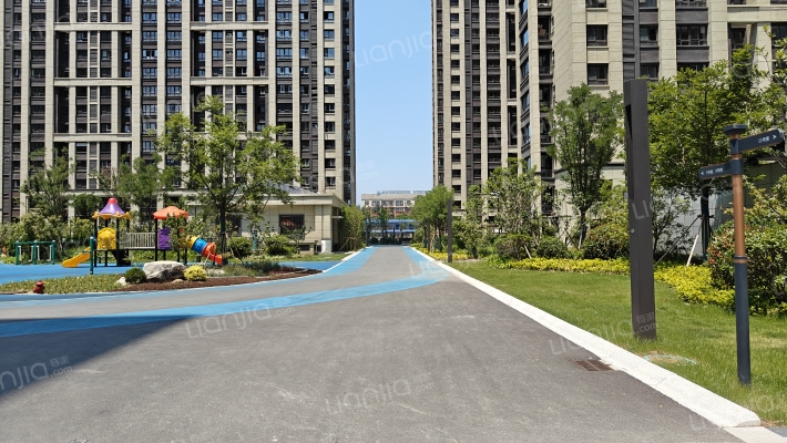 绿地新沂城际空间站外景图