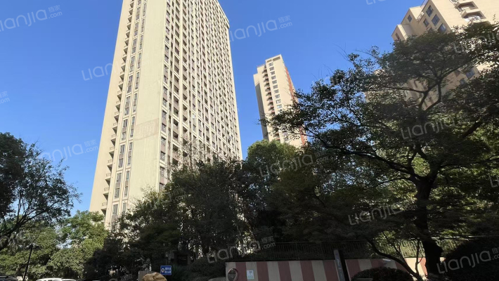 万科魅力花园外景图