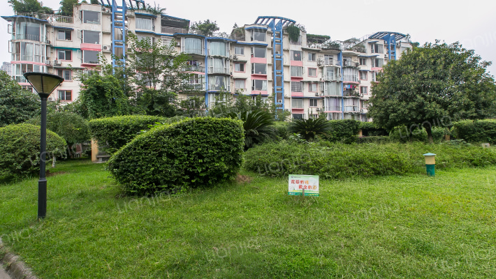 河畔华苑一期外景图