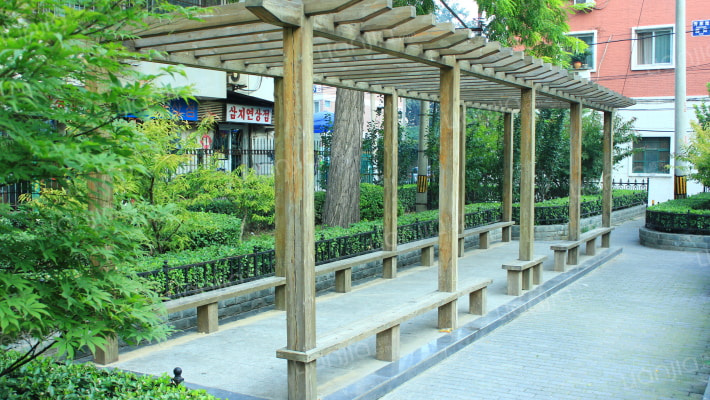 芳草地西街外景图