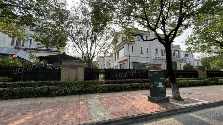 九龙仓国宾一号外景图