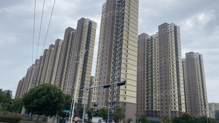 钻石家园东区外景图