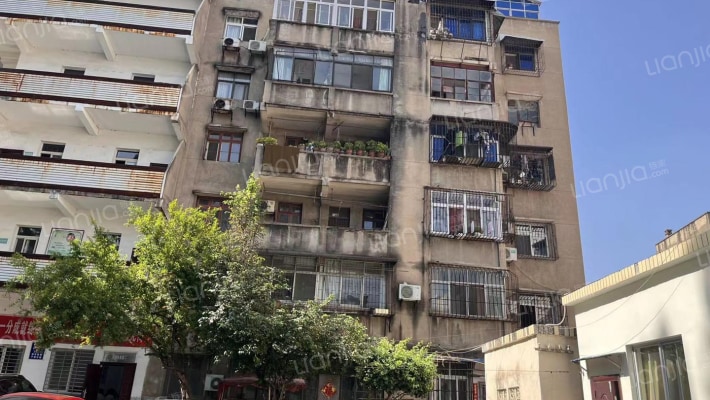 襄阳市艺术剧院外景图