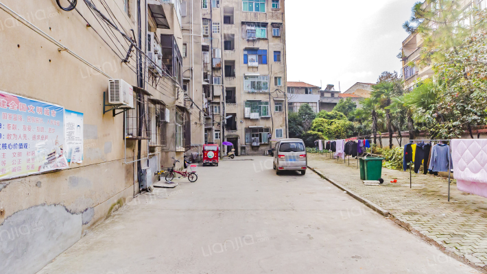 卫民巷25号外景图