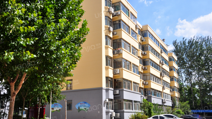 翔天园教师公寓外景图