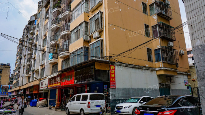 新华佳园外景图