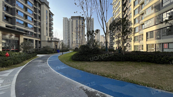 力高大发君御天下外景图