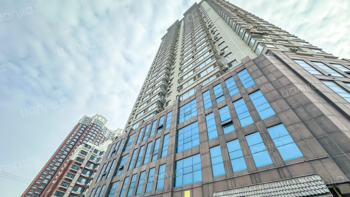 卓源大厦外景图