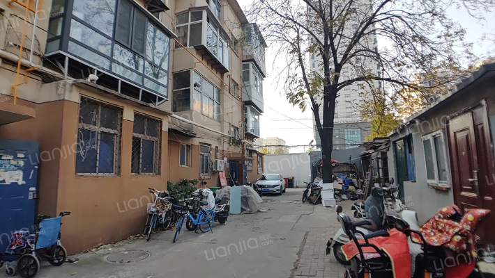 方北路71号院外景图