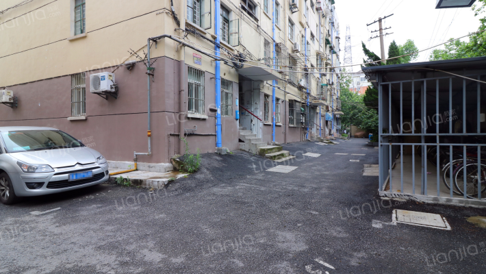 商校小区外景图