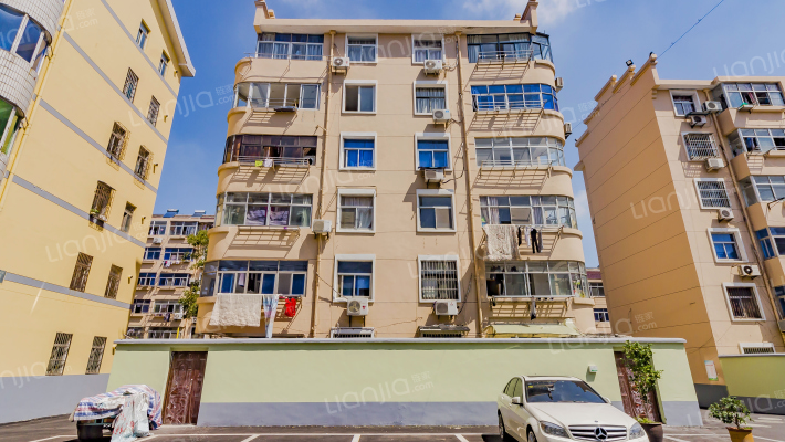 庆丰小区绿村外景图