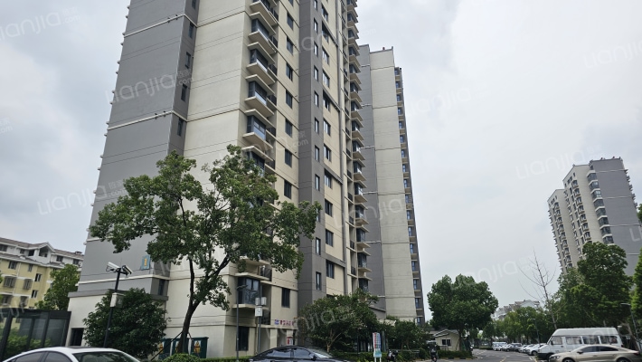 西渚花苑南区外景图