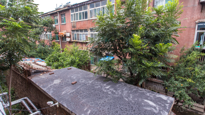 西二路251号院外景图