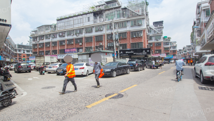 兴中小区外景图