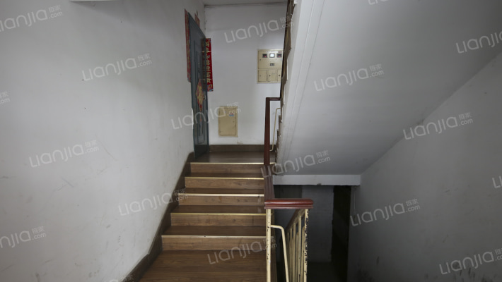 滨湖小区外景图