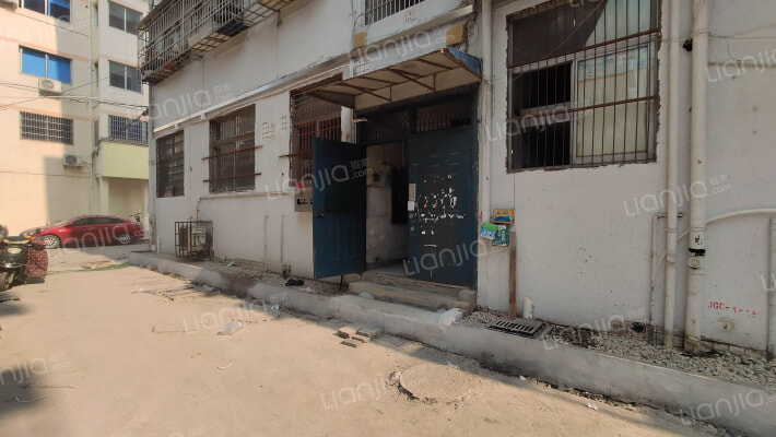 鑫荣大厦外景图