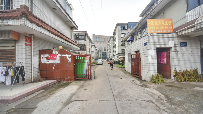 盐城中兴小区房价怎么样中兴小区房源户型图小区车位交通地址详情分析